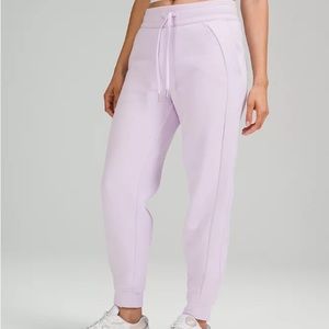 LIGHT PINK BRAND NEW W TAGS SCUBA HR JOGGER LULU LEMON